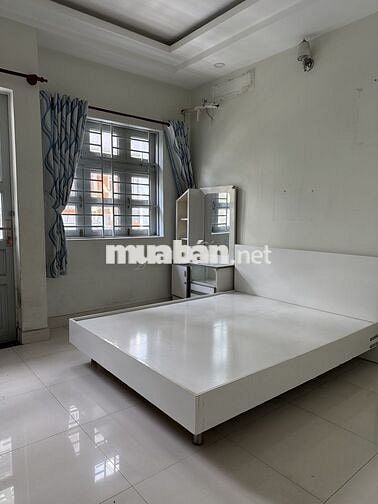 Nhà MT hẽm 5m, hẽm sau 3m gần CV Đầm Sen khu an ninh ,SH chính chủ Q11