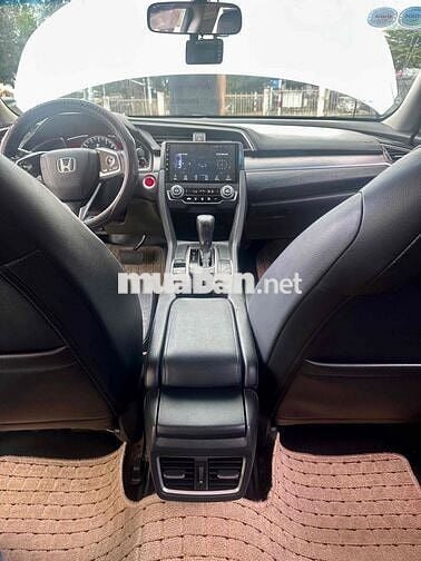 Honda Civic 2018 1.8 E - 200000 km