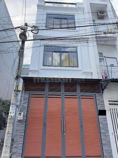 Bán nhà 2 lầu giá 6,6 tỷ ngay tại vòng xoay Phú Hữu TP HCM