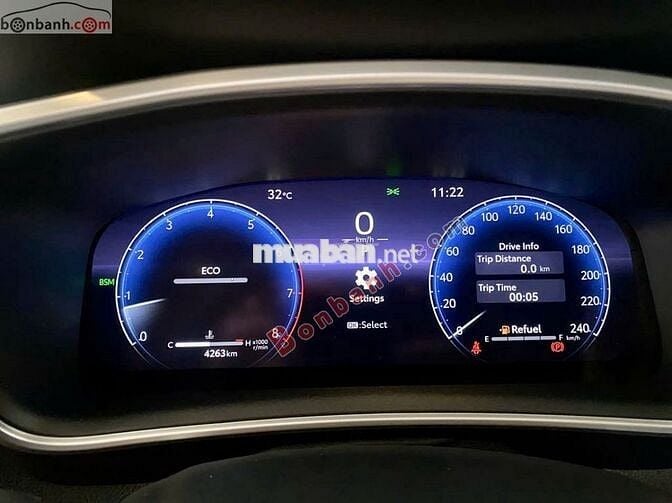 Toyota Corolla Cross 1.8V 2025 - 835 Triệu