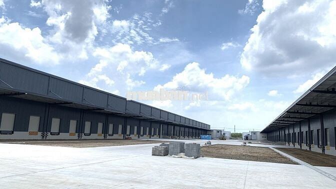 cho thuê kho xưởng khu công nghiêp long hậu giáp TPHCM 1km