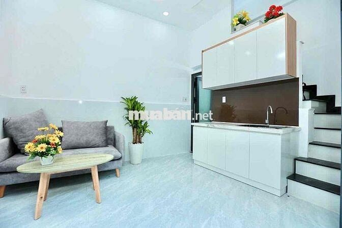 nhà 4.7 x 4 m , hẻm 3m , có 2 lầu . giá 3.150