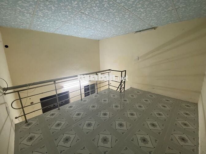 Trọ gác lửng 16m2 (giữa Đinh Liệt và Nguyễn Công Triều)