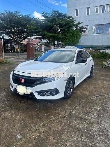 Honda Civic 2018 1.8 E - 200000 km
