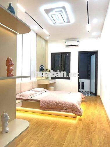 HƠN 7 TỶ-30m RA MẶT PHỐ VĨNH PHÚC-5 TẦNG DÂN XÂY