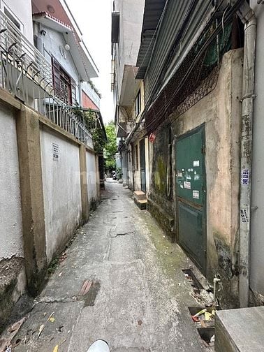 Bán nhà mặt phố Hạ Yên Quyết,Cầu Giấy diện tích 55m, Mặt tiền 5,3m.
