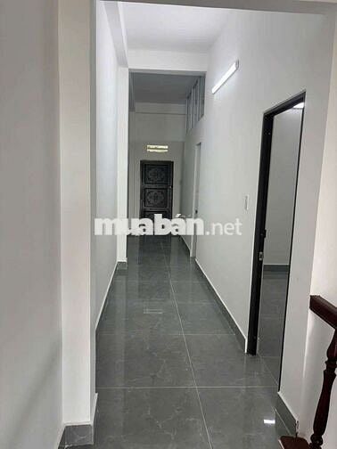 B.án Nhà 2 Tầng, Đỗ Mê, Đối Diện Sân Bóng Quan Châu, Hoà Xuân, ĐN