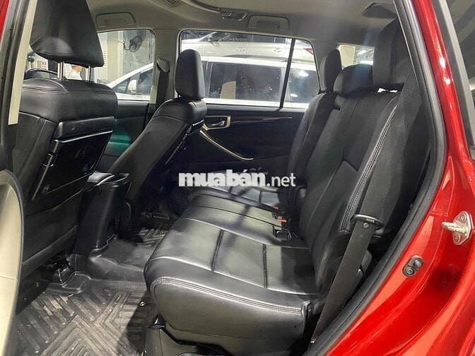 Toyota Innova 2018 2.0 Venturer - 68000 km