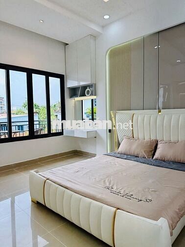 Bán nhà DT 6x12m - 1 lầu,2p,full nội thất - TX25,Q12. Giá : 4,58 tỷ
