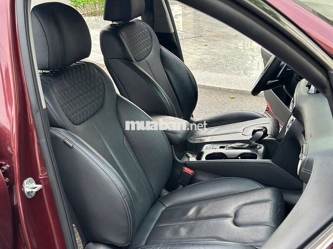 Hyundai Santa Fe 2019 2.2L HTRAC - 56000 km