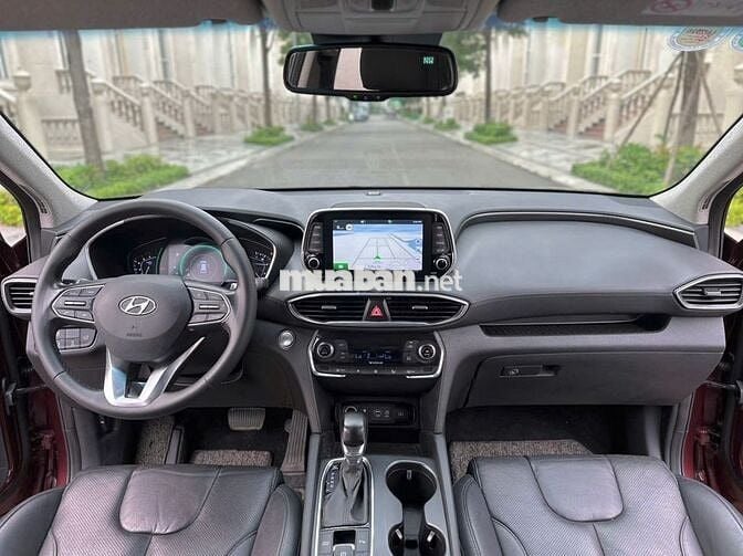Hyundai Santa Fe 2019 2.2L HTRAC - 56000 km