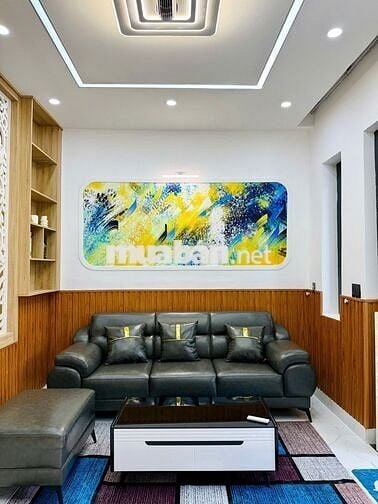 Bán nhà DT 6x12m - 1 lầu,2p,full nội thất - TX25,Q12. Giá : 4,58 tỷ