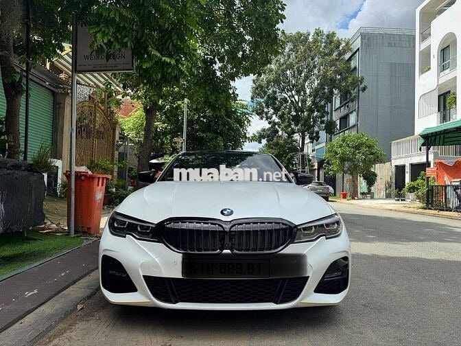 BMW 3 Series 2020 330i M Sport - 70000 km