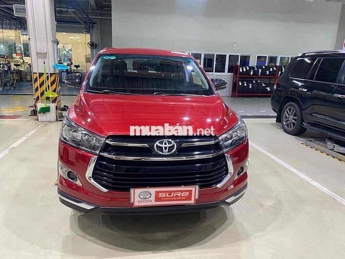 Toyota Innova 2018 2.0 Venturer - 68000 km