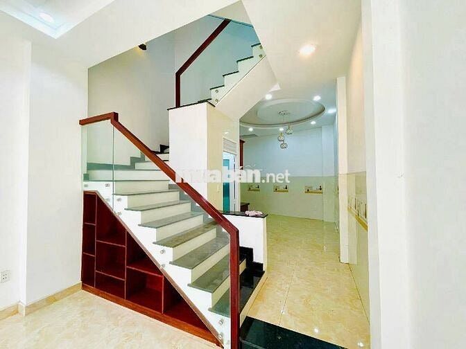 NGAY NGÃ TƯ NGUYỄN BIỂU-TRẦN HƯNG ĐẠO-CÁCH MẶT TIỀN 25M-NHÀ MỚI 4 TẦNG
