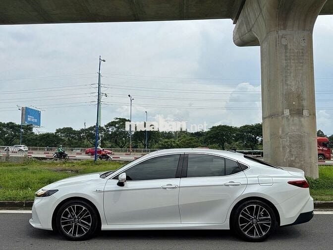 Camry 2025 2.5HEV TOP - Lướt như xe mới