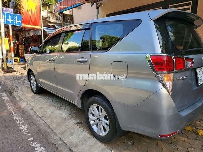 TOYOTA INNOVA 8 Chổ 2.0E,Sx 2018 MT Mới 97%