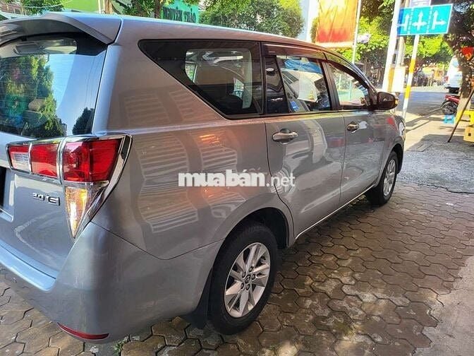TOYOTA INNOVA 8 Chổ 2.0E,Sx 2018 MT Mới 97%