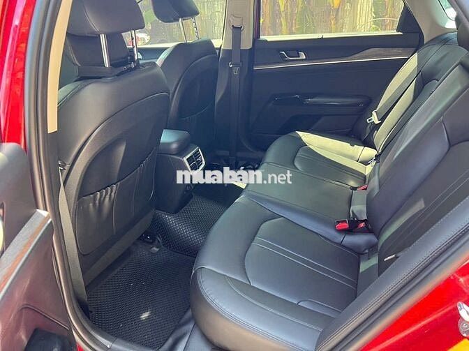 Kia K5 2.0 Luxury 2022 odo 6v