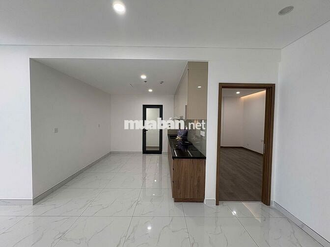 Cho thuê SkyLinked Villa Celadon City 164m2 2PN 2WC có gara riêng