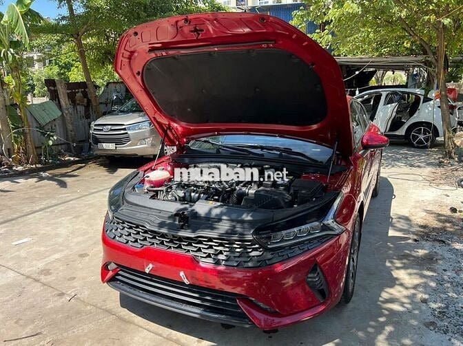 Kia K5 2.0 Luxury 2022 odo 6v