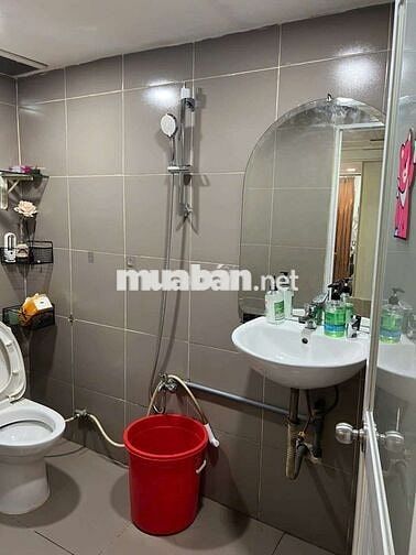 CẦN SANG GẤP MBKD SPA, NAIL, GỘI ĐẦU MT ĐƯỜNG HOÀNG DIỆU Q4