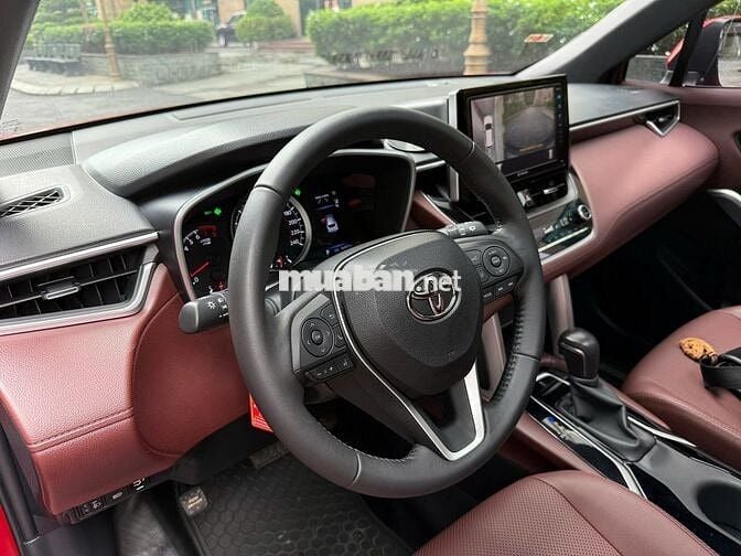 Cross 1.8V 2022 lăn bánh 2023