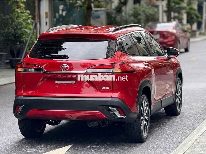 Cross 1.8V 2022 lăn bánh 2023