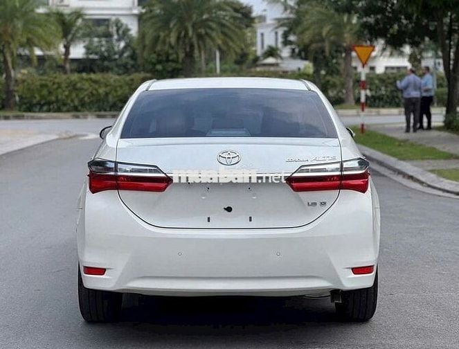 Altis 1.8G 2018 đã có đề nổ + khoá thông minh