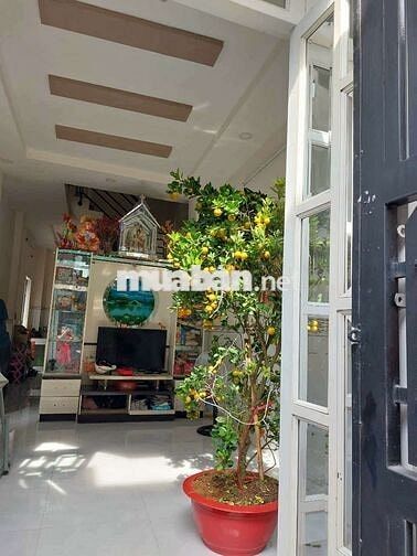 Cho thuê nhà nguyên căn lô góc Phạm Thế Hiển p7 Q8 
DT: ( 3,5×14m)