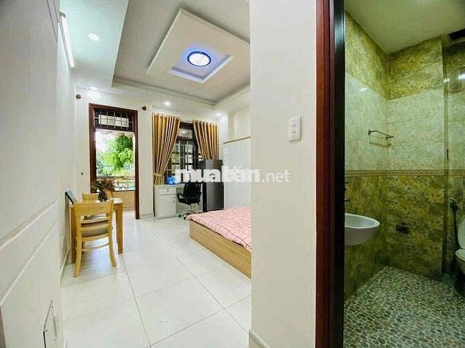 STUDIO BAN CÔNG FULL NỘI THẤT GẦN ETOWN CỘNG HOÀ - NHÀ THANG MÁY