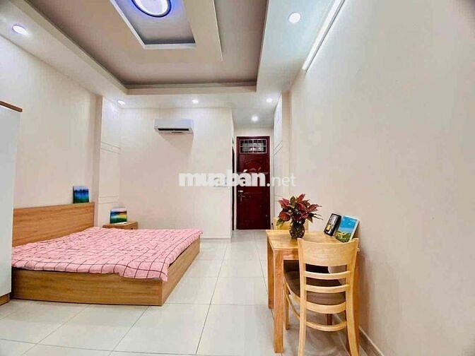 STUDIO BAN CÔNG FULL NỘI THẤT GẦN ETOWN CỘNG HOÀ - NHÀ THANG MÁY
