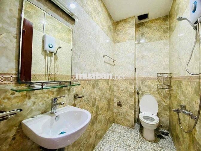 STUDIO BAN CÔNG FULL NỘI THẤT GẦN ETOWN CỘNG HOÀ - NHÀ THANG MÁY