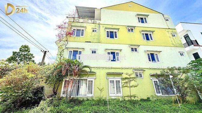 NHÀ 4 TẦNG GÓC 02 MẶT TIỀN ĐƯỜNG 36m TỈNH LỘ 10 THUẬN TIỆN KINH DOANH