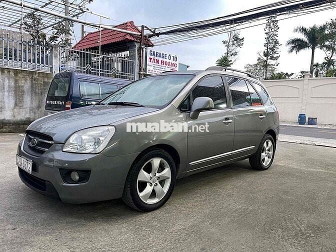 Kia Carens 2009 - 150000 km