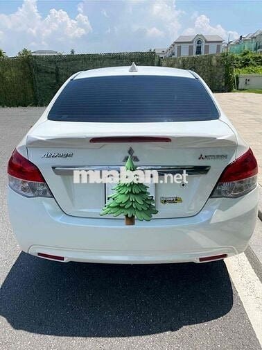 xe gia đình sử dụng Attrage 2016 1.2 CVT Eco