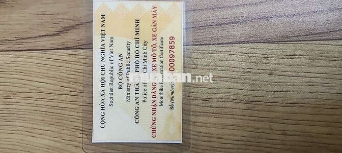 Xe mới mua còn mới 99 phần trăm cần tiền bán