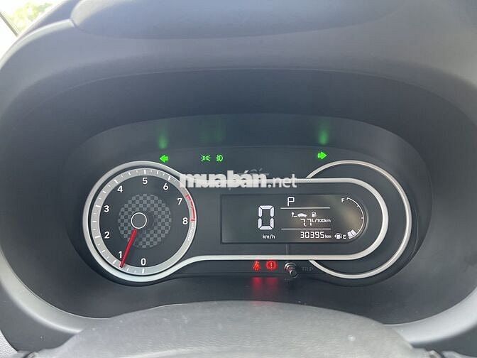Hyundai Grand i10 2022 hatback 1.2 AT - 30000 km