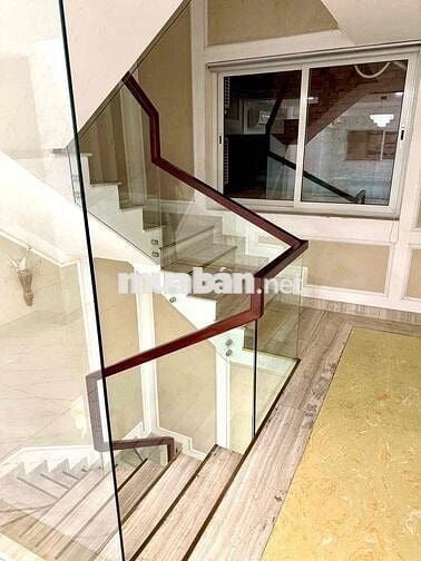 NHÀ MẶT TIỀN HUỲNH VĂN BÁNH 8PN 8WC