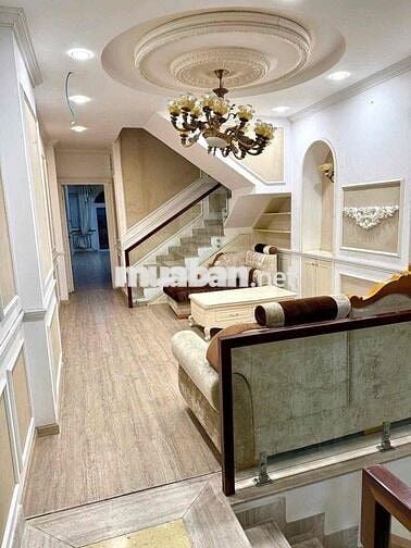 NHÀ MẶT TIỀN HUỲNH VĂN BÁNH 8PN 8WC