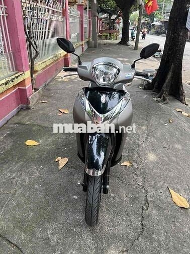 cần bán xe SH mode màu xám ở đường phạm văn chiêu