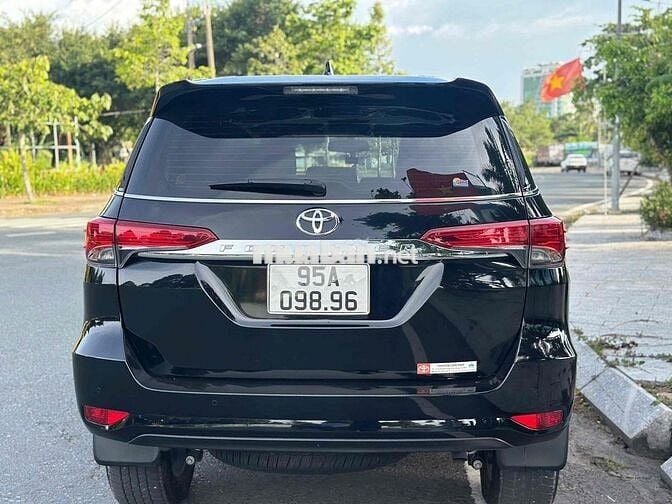 Toyota Fortuner 2023 2.7L 4x2 AT - 7000 km