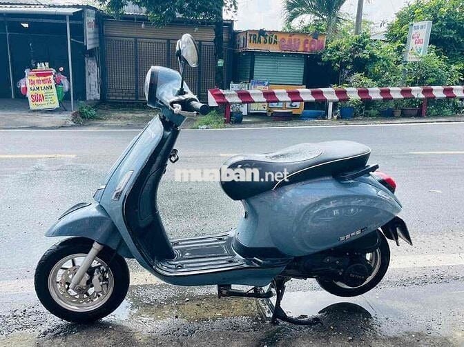 Vespa 50 cc 2023 chính chủ