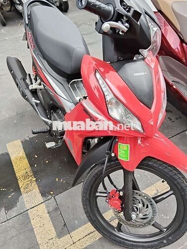 Xe mới mua còn mới 99 phần trăm cần tiền bán