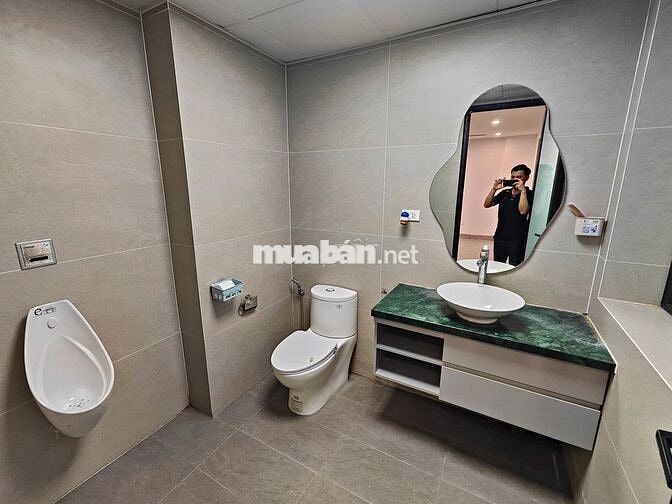 Cho thuê MBKD + VP 80m2 ô tô đỗ cửa, vào đc luôn, Cầu Giấy