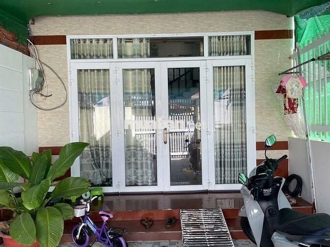 Bán căn nhà 1 trệt 1 lửng ở 1/ Phạm Thị Giây 96m2 SHR giá 1 tỉ 050tr