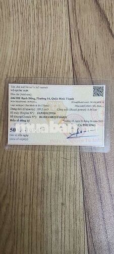 Xe mới mua còn mới 99 phần trăm cần tiền bán