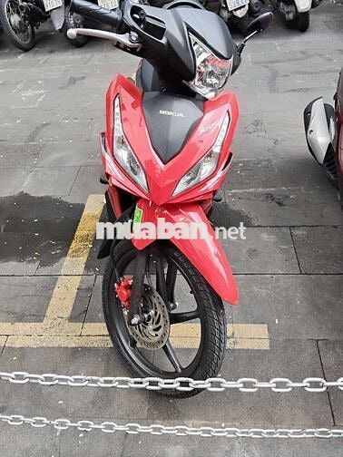 Xe mới mua còn mới 99 phần trăm cần tiền bán
