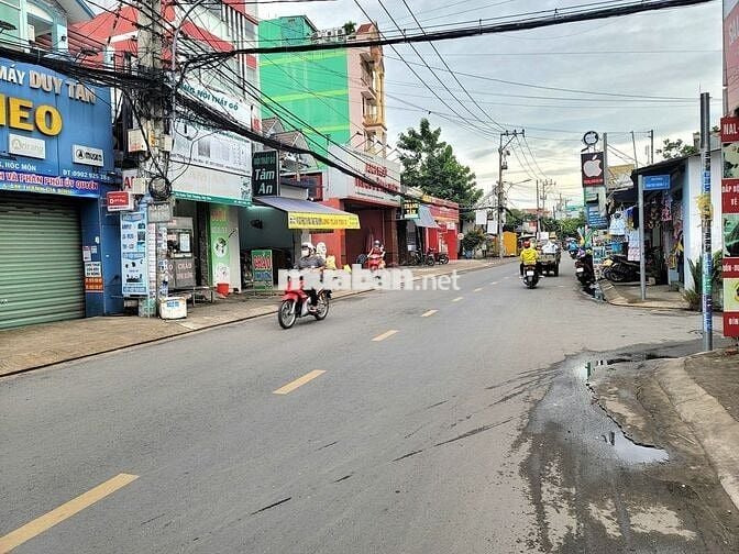 Chú Mười cần bán căn nhà nát MT đường Trần Văn Mười Hóc Môn 1 tỷ 250