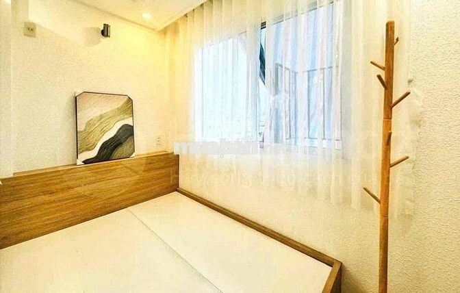 Căn hộ 1PN tách bếp ngay Phan Xích Long giáp Quận 1, 3 , thang máy